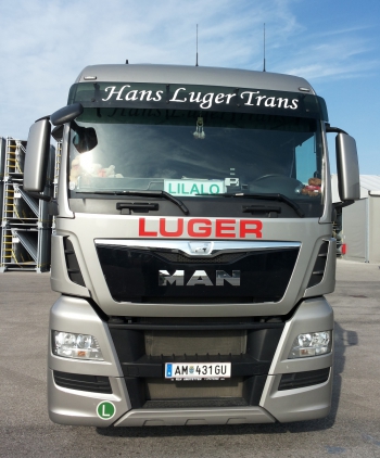 Neuer LKW